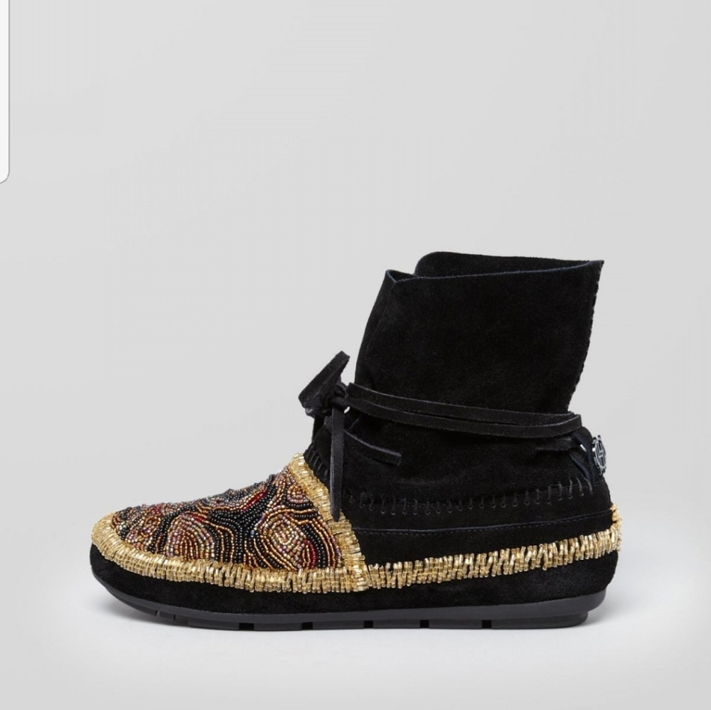 House of Harlow Mallory Moccasin Booties
